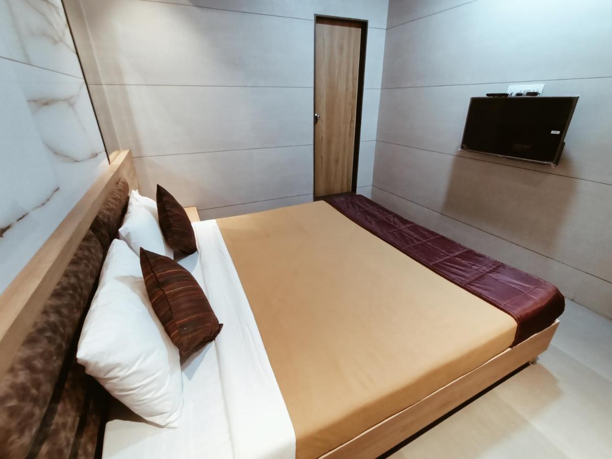 Hotel Prasad Nx Mumbai Kültér fotó