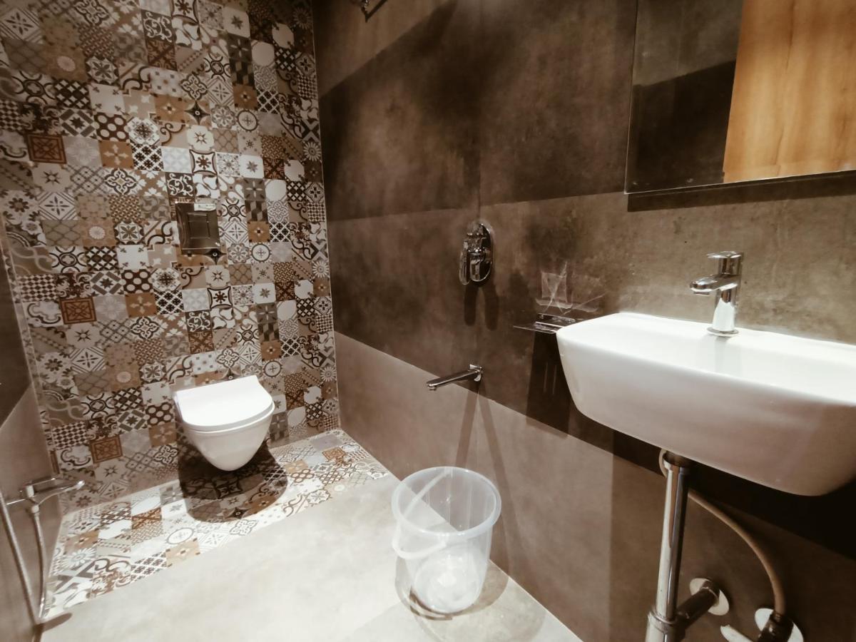 Hotel Prasad Nx Mumbai Kültér fotó